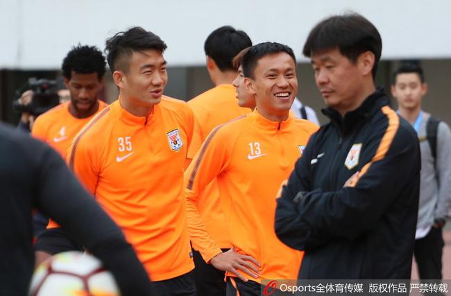 鲁能主帅李宵鹏