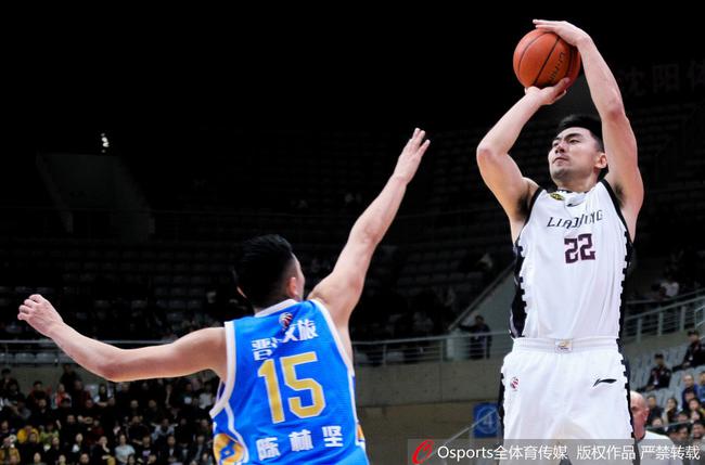 李晓旭本场外线手感出色