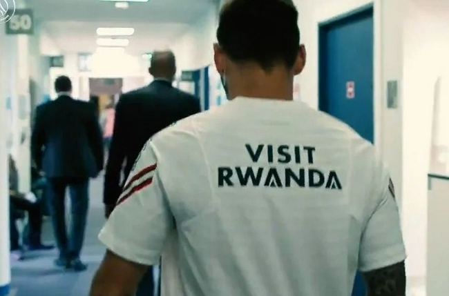 梅西背上做旅游广告这个足球欠发达非洲国家如何做到