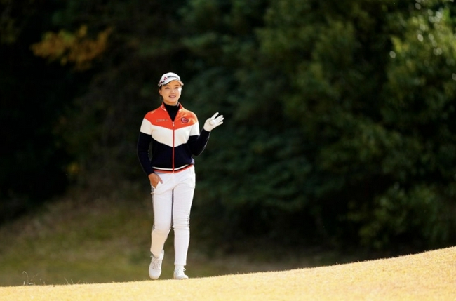 日巡资格考第二轮遭遇强风 下川惠领先石昱婷t4