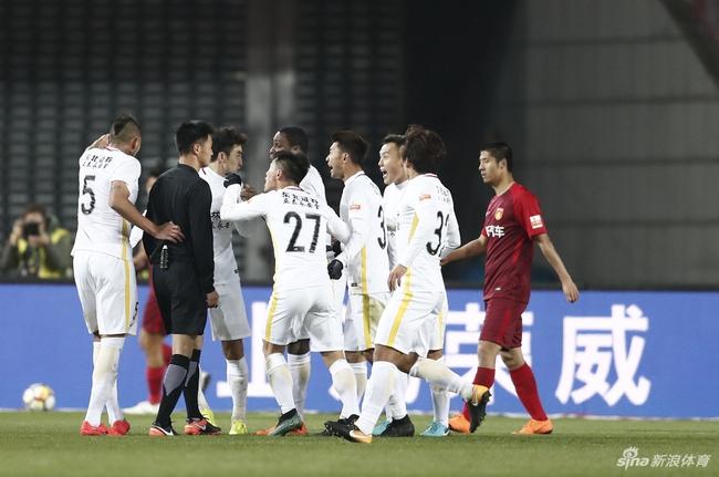 亚泰与一方位居后两位