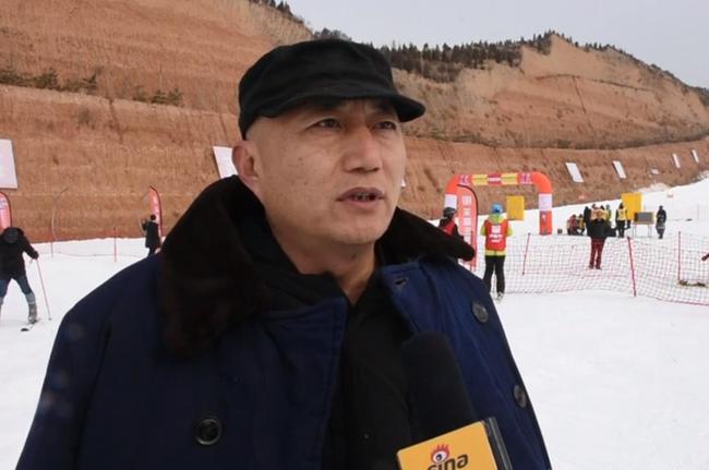 采薇庄园四季滑雪场总经理李建君