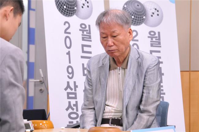 徐奉洙生涯1000败创韩国职业棋手输棋最多纪录_手机新浪网