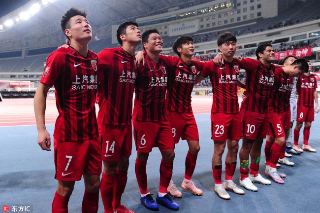 上港主场击败鲁能