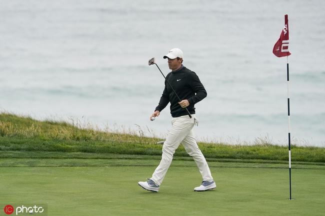 麦克罗伊在圆石滩