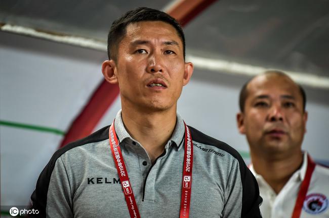 辽足主帅:最困难的时候我们一起挺过 球员不会逃避