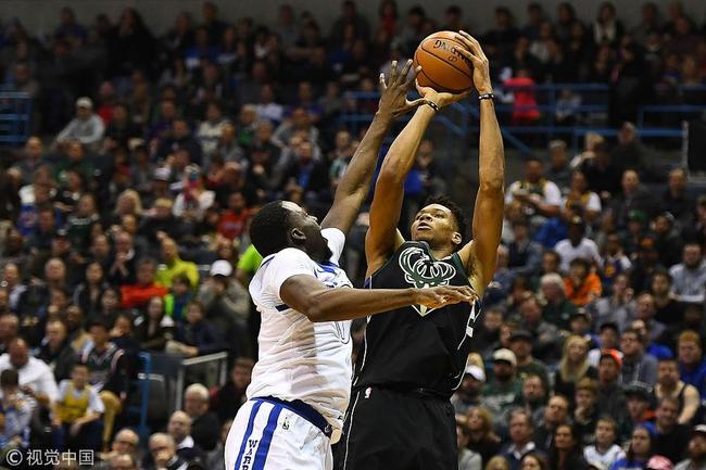 字母哥打爆了勇士