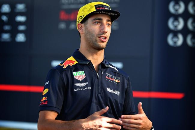 里卡多承认可能离开红牛有更多选择令我兴奋