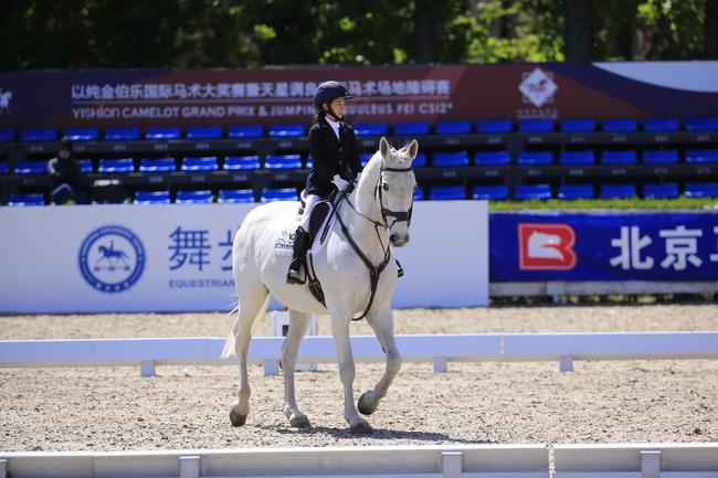 北京马协盛装舞步巡回赛