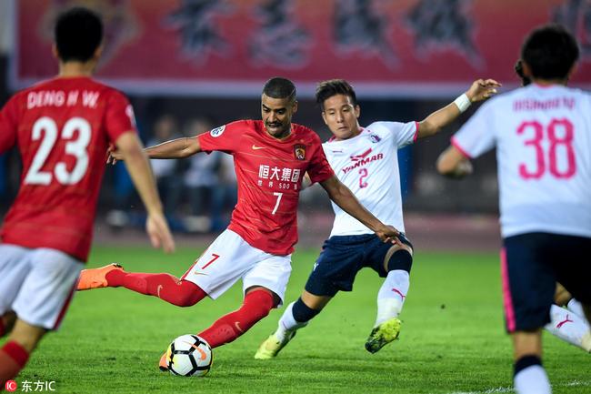 阿兰攻破大阪樱花球门