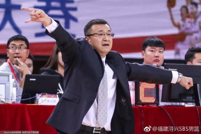 福建队公告:范斌合同到期离任 感谢他的贡献_cba_新浪竞技风暴_新浪网