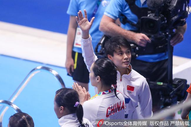 施廷懋3米板摘金成就“全满贯”