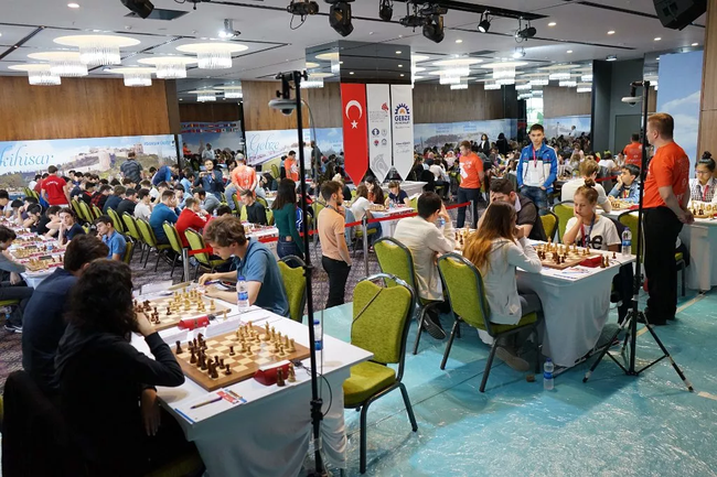 世青赛比赛现场