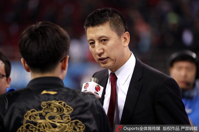 郭士强在采访中谈到球队伤病情况（资料图）