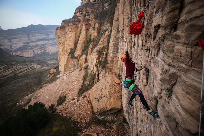 "垂直极限"——2018中国攀岩自然岩壁系列赛(中太行山长治黎城站)圆满