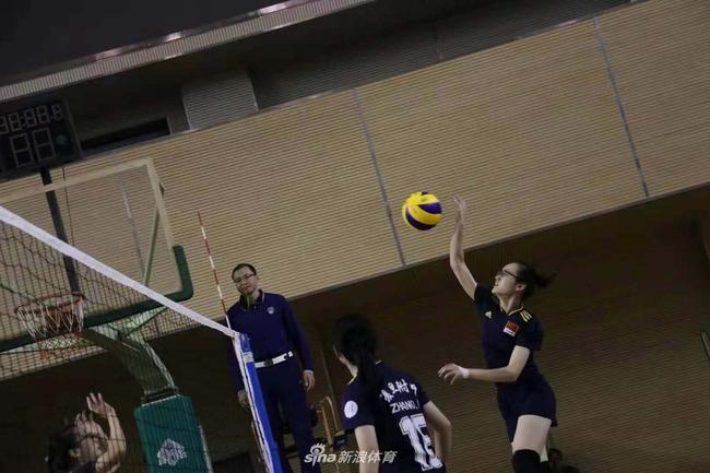 新款排球将重新回到18块贴皮