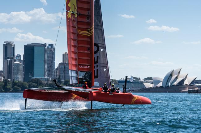 中国队备战国际帆船大奖赛 开启水翼帆船新征程