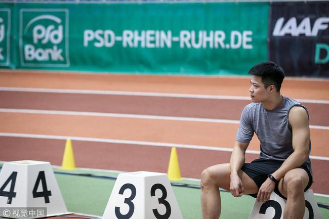 60米跑出世界最佳只是小意思≤男子≥ 最强的苏炳添百米见