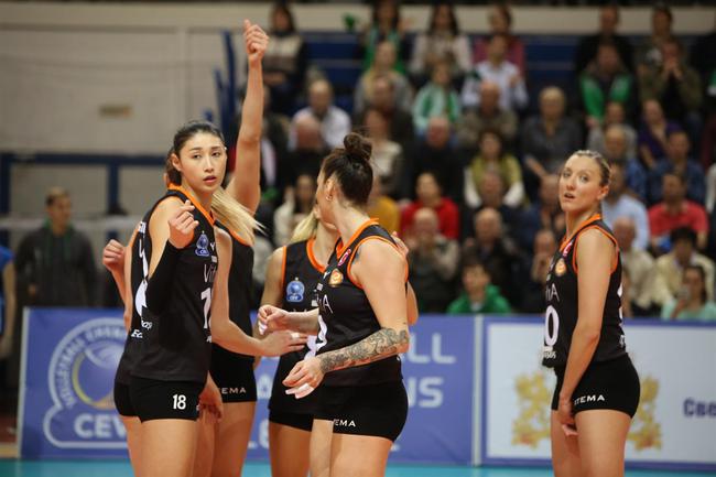 伊萨奇巴希提前锁定B组头名