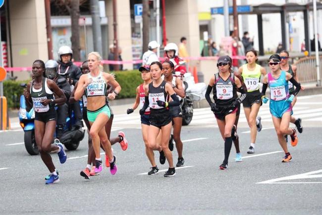 “110”号李芷萱，比赛中跟随着“先头部队”。