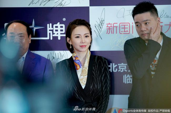 潘晓婷丁俊晖同框