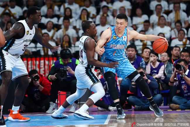 辽宁队半决赛首战主场失利