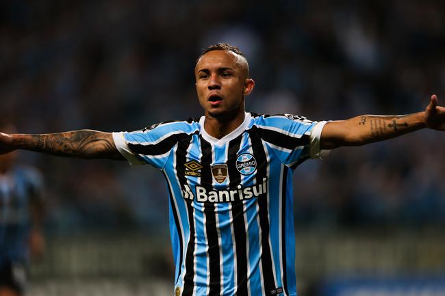 巴西妖锋埃弗顿