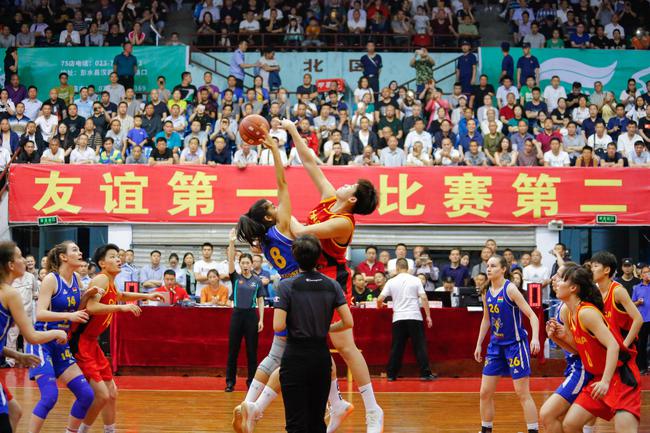 热身赛国青女篮击败匈牙利