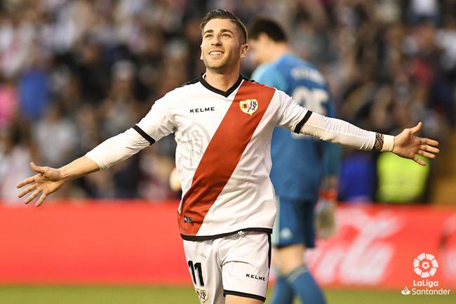 巴列鉲诺(4-2-3-1):1-阿尔趂托;2-蒂托,21-阿卜杜拉耶-巴,23-加尔维斯