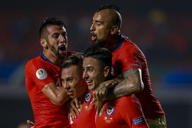 智利庆祝进球