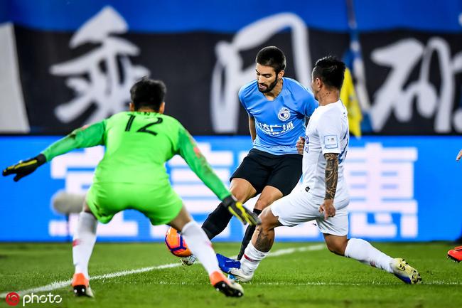 央视解说称卡拉斯科应更多的让哈姆西克处理球