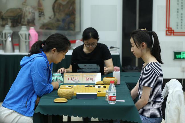 王晨星 胜 储可儿