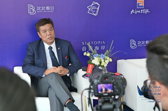 香港帆船运动总会会长唐成