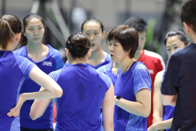 中国女排备战