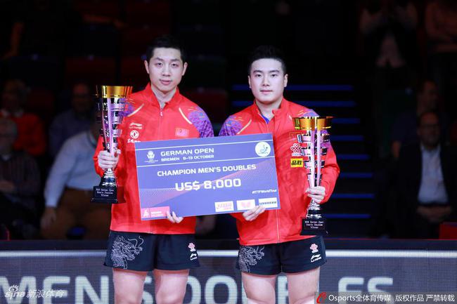 许昕／梁靖崑夺冠