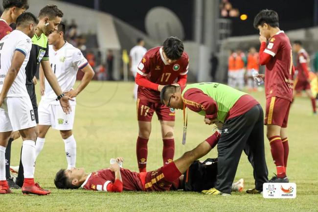 大学足球比赛太少