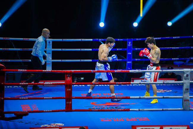 亚洲拳王大满贯长沙站火爆对攻 中国双星发挥出