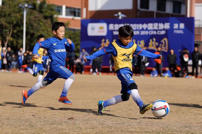 足协杯种子计划走进上海小学 助力青少年素质培