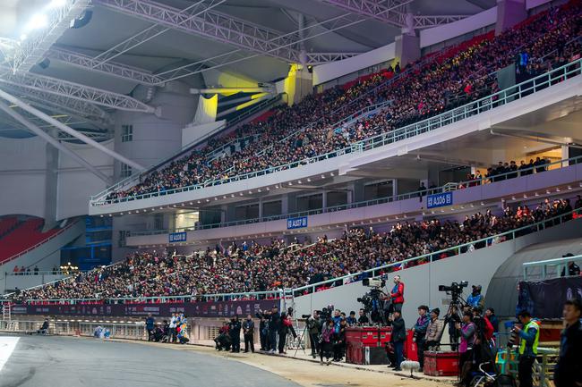 铁马战车列队 2019中国汽车摩托车运动大会开幕