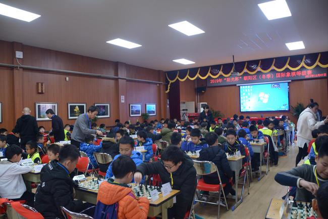 ‘阳光杯’等级赛在陈经纶中学团结湖分校进行