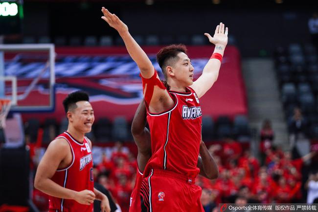 深圳男篮是本赛季的奇迹之队
