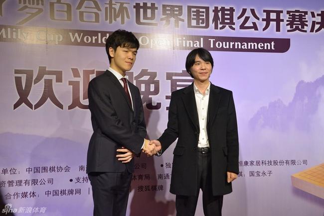 柯洁李世石握手