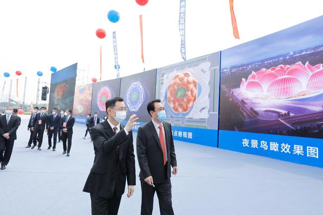 广州恒大足球场亮相:许家印亲自构思 总投资12