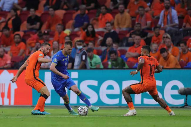欧洲杯巴黎新援进球荷兰2球领先32绝杀乌克兰