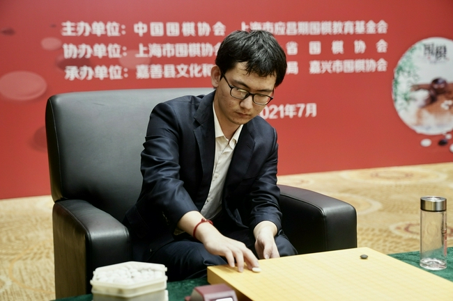 倡棋杯辜梓豪胜杨鼎新扳回一城 丁浩率先晋级决赛_棋牌_新浪竞技风暴_新浪网
