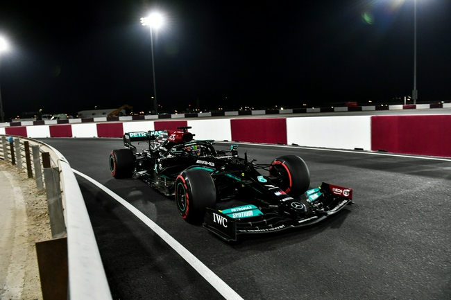 汉密尔顿夺F1卡塔尔站杆位