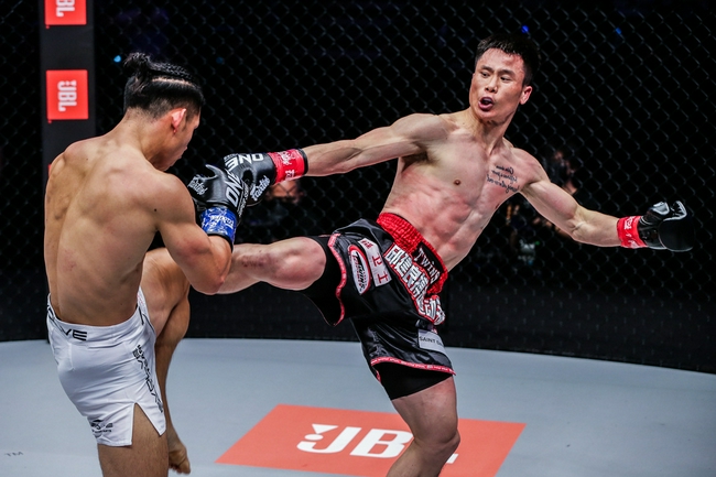 七次扫倒对手却判负 邱建良被0ne黑了么?