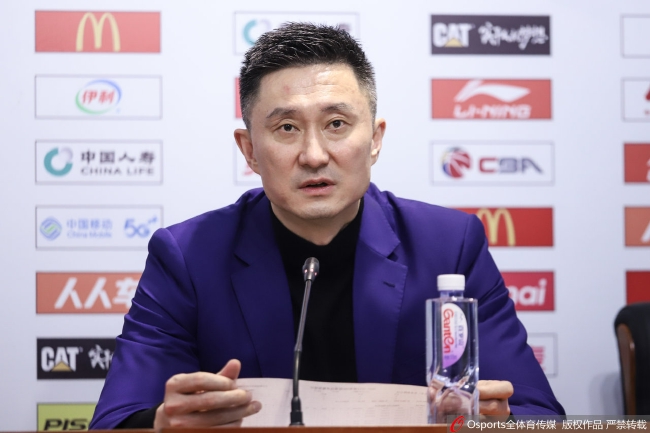 杜锋:张皓嘉可能赛季报销 张昊预计休战3-4周 杜锋:张皓嘉可能赛季报销 张昊预计休战3-4周