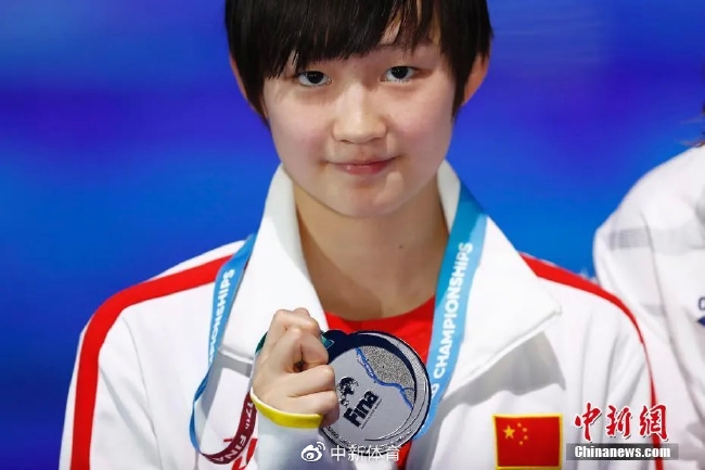 2017国际泳联世锦赛女子800米自由泳决赛，李冰洁以8分15秒46夺得亚军。中新社记者 富田 摄