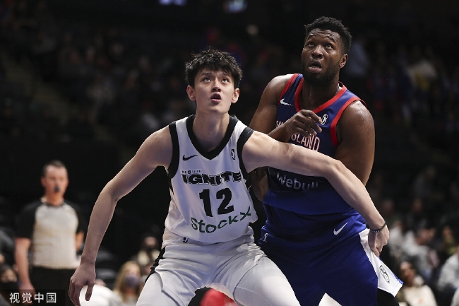 曾凡博NBA发展联盟伤退 出战15分钟贡献7分3板 曾凡博NBA发展联盟伤退 出战15分钟贡献7分3板